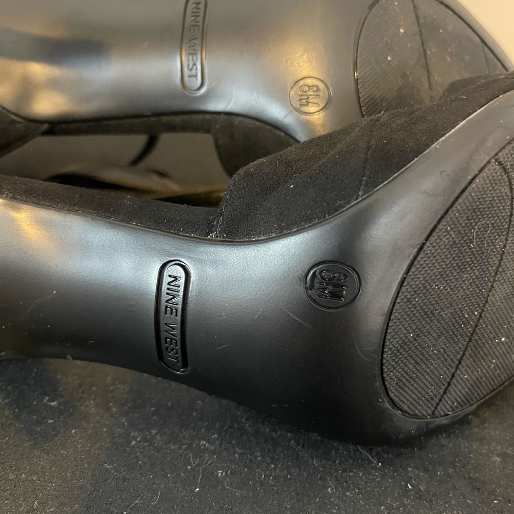 Nine West Zip Suede Heels Black Shoes 8 m Designer Dress Up Fashion High Tall - Picture 5 of 7